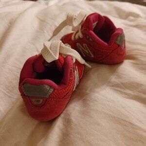 Infant soft sole crib sneaker